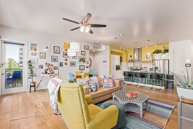Building Photo - Stunning 2 bedroom with a Den at Edison Midtown!!!  Available June 1st!!!  Like living at a Resor...
