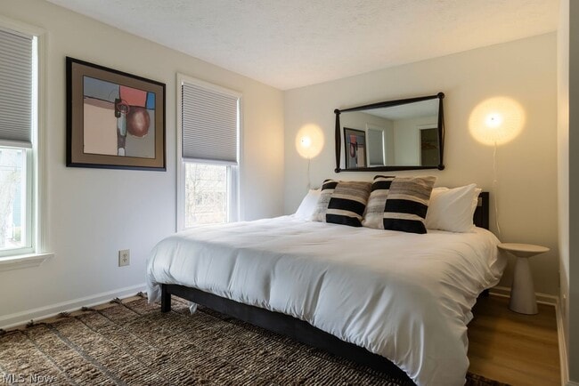 Building Photo - 4210 Clinton Ave