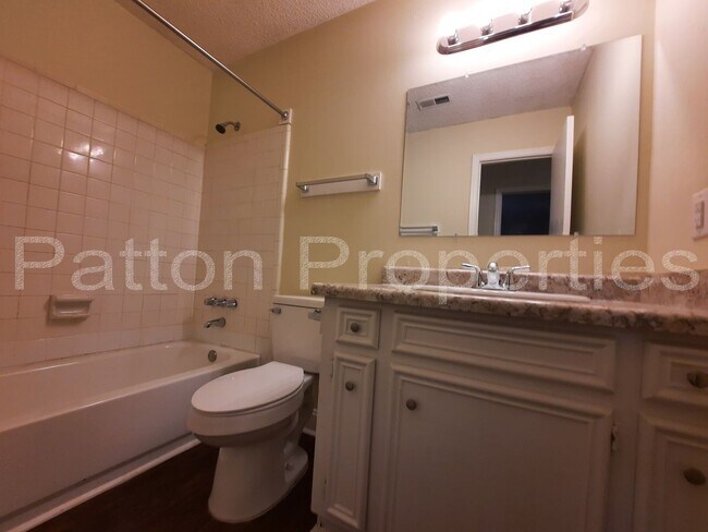 Building Photo - 1833-1835 Kathleen Drive -  Outside CoC -R...