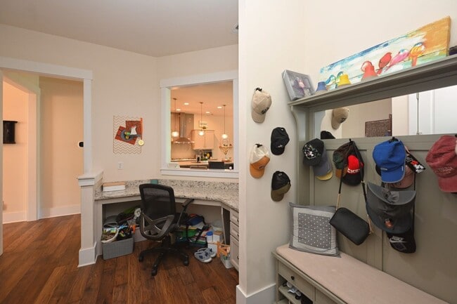 Building Photo - **EXECUTIVE HOME IN WILLIAMSON COUNTY WITH RARE WALK-OUT BASEMENT AND TONS OF STORAGE**