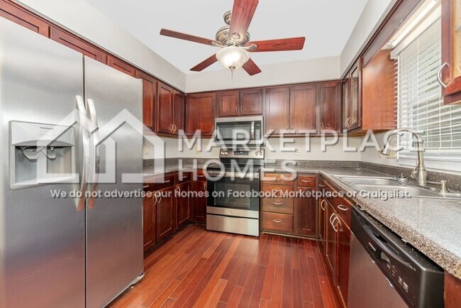 Building Photo - 4123 Silver Fox Ct