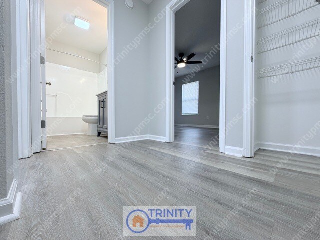 Building Photo - 104 Millwood Ct