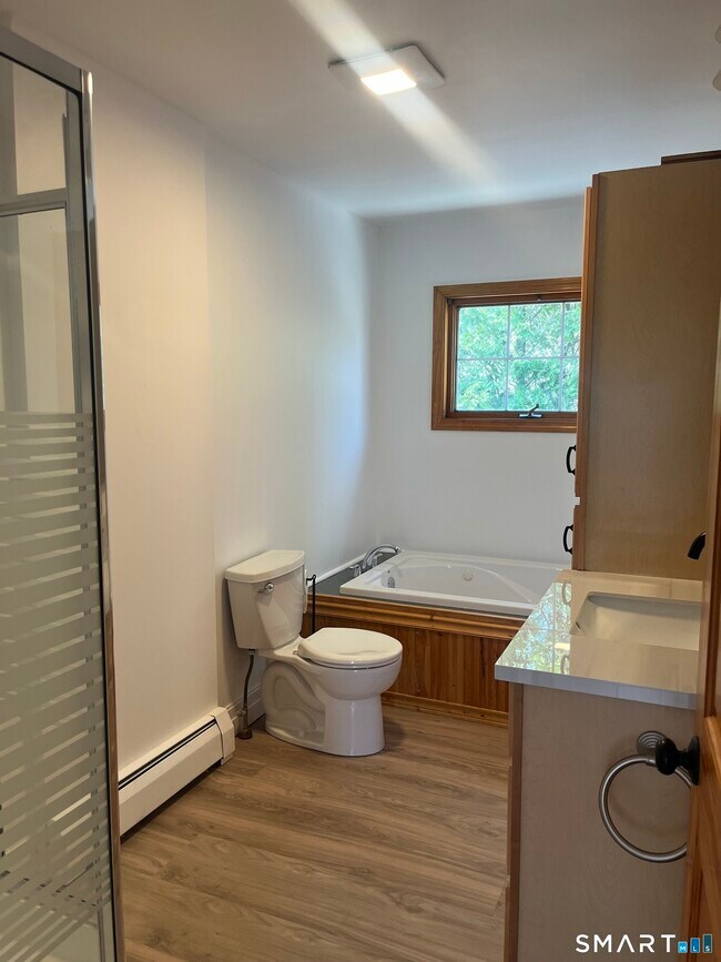 Building Photo - 2101 Scott Rd