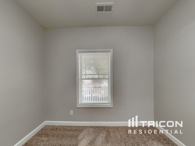 Building Photo - 12405 Walden Lea Dr