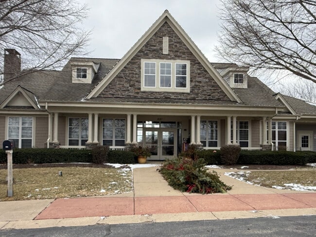 Building Photo - 3736 Munson St