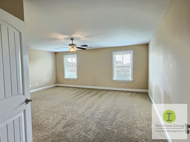 Building Photo - 6 bed, 3.5 bath in Prattville!