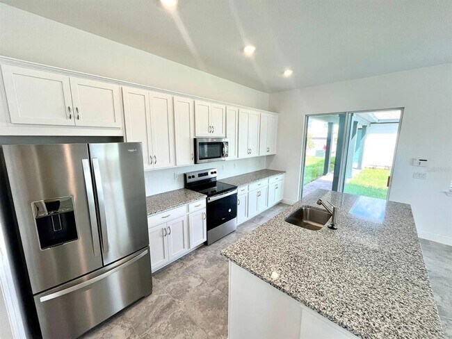 Building Photo - 3082 Voyager Ave