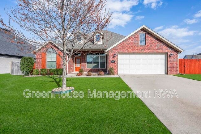 Building Photo - 4405 SW Eggersway Pl