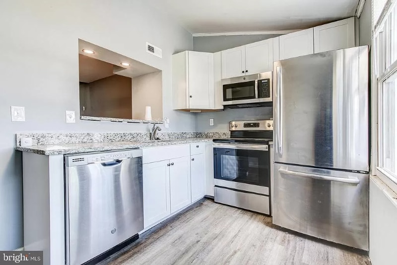 Building Photo - 1132 Nanticoke St