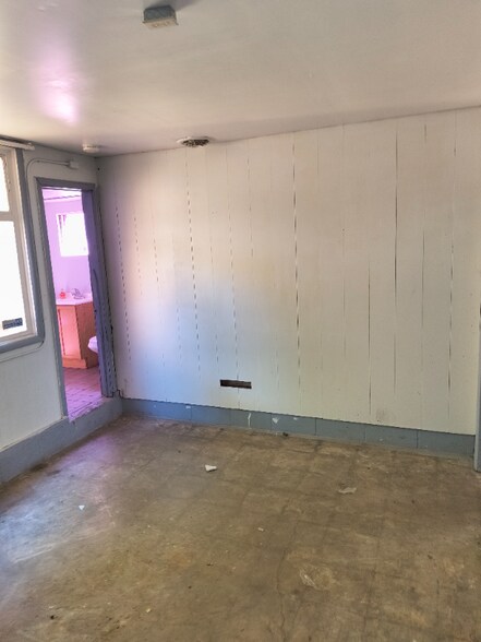 Building Photo - 8464 Cleveland Ave NW