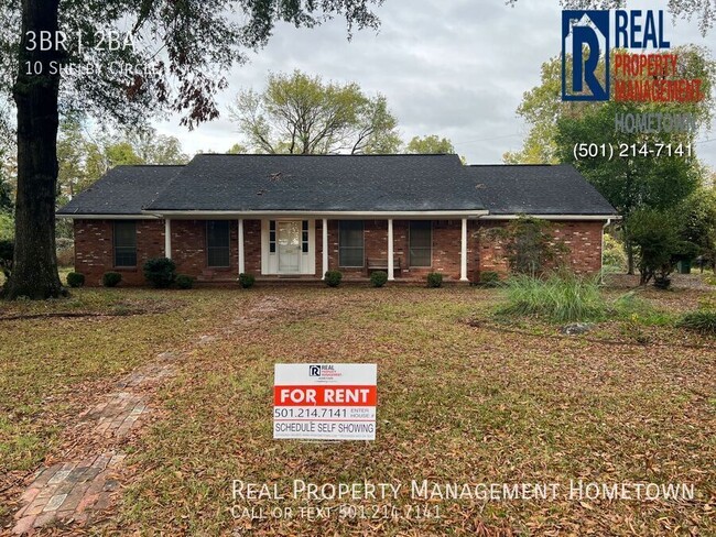 Primary Photo - Beautiful 3-Bed 2-Bath Home in Little Rock!