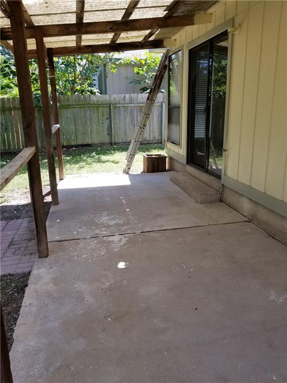 Building Photo - 11601 Hidden Quail Dr