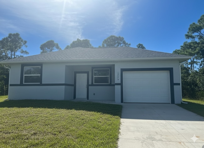 Primary Photo - MOVE IN READY-3/2/1-PUNTA GORDA, FL