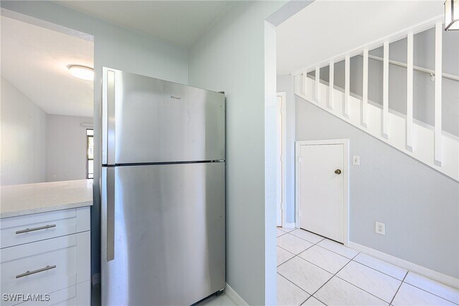 Building Photo - 26650 Southern Pines Dr