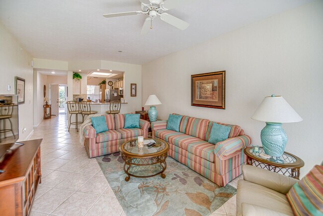 Building Photo - 9851 Costa Mesa Ln