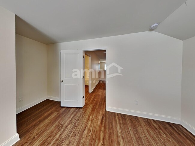Building Photo - 2449 Napa Valley Dr