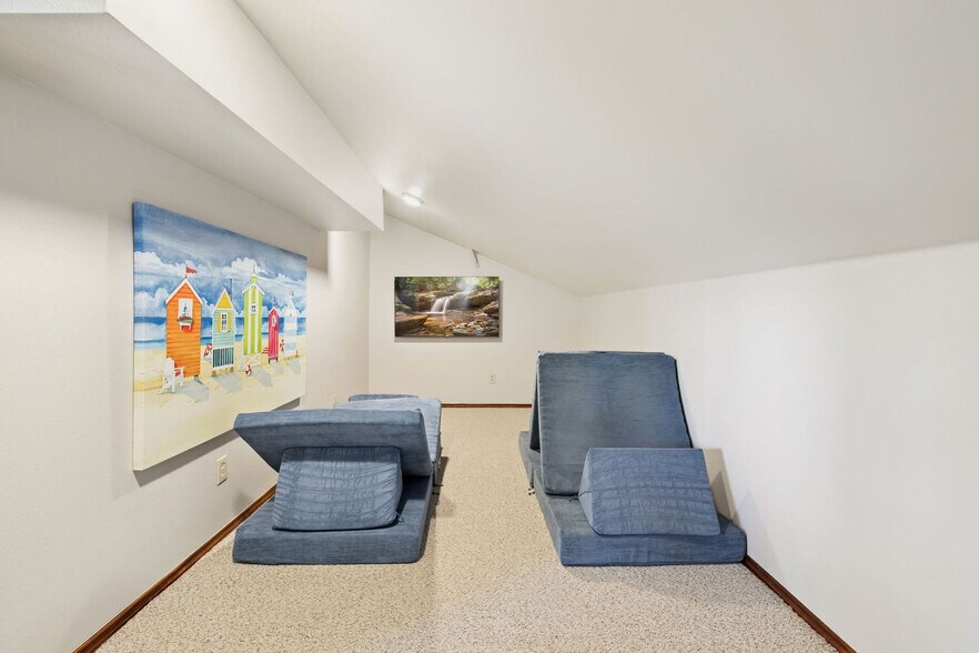 Building Photo - 31 Ravenshoe Rd