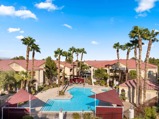 Building Photo - "Chic 3-Bed Townhouse with Granite Countertops on West Flamingo Road, Las Vegas!"