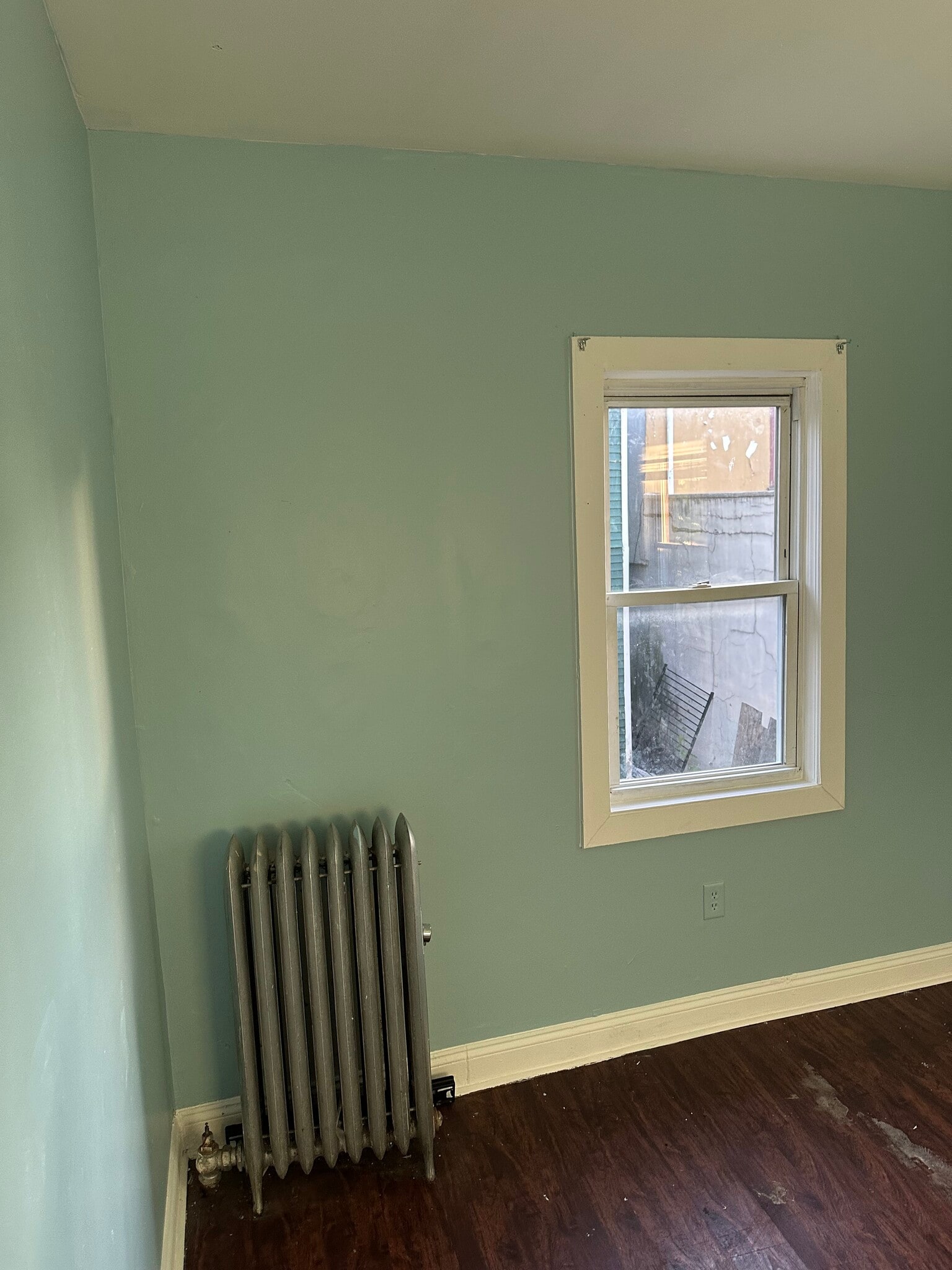 Building Photo - 305 Watson Ave