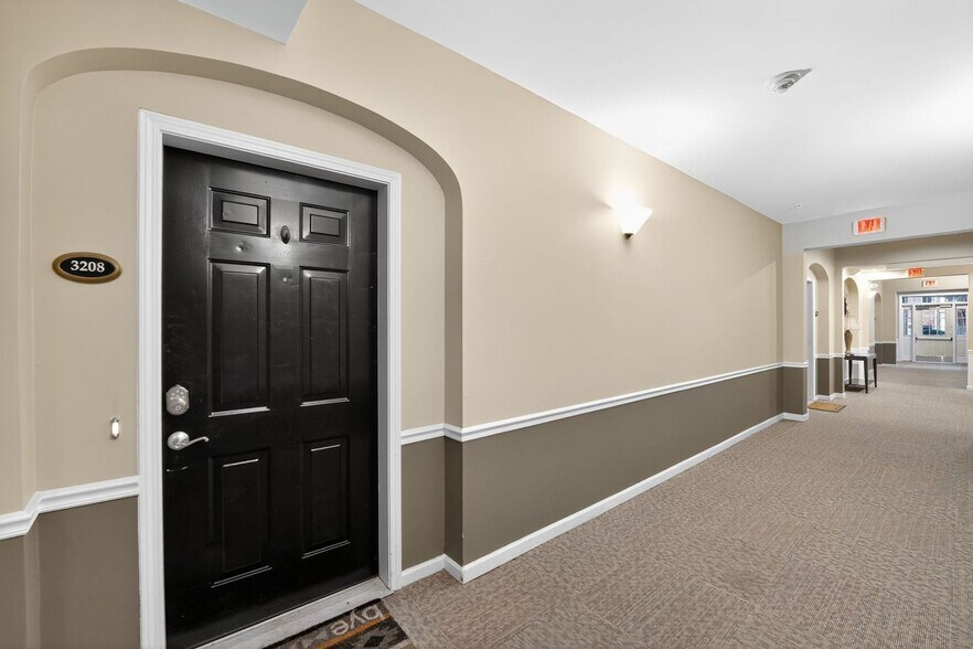 Building Photo - 3208 Margellina Drive