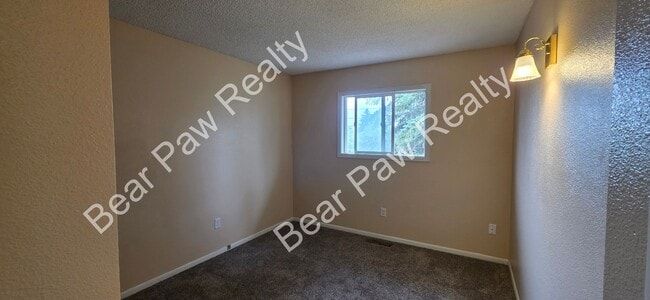 Building Photo - 279 Reed Ave