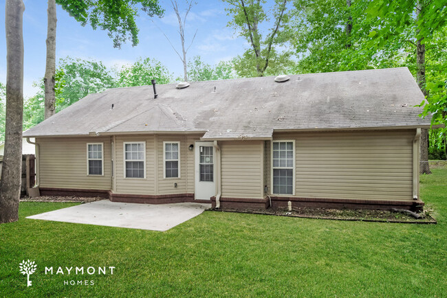 Building Photo - 110 Hayloft Ct