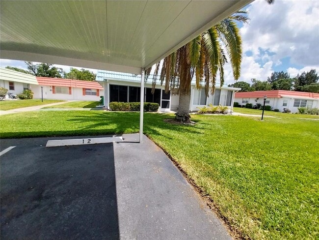 Building Photo - 1802 Bedford Ln