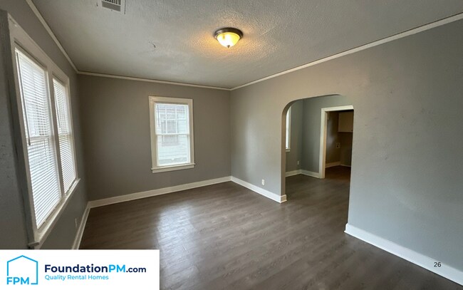 Building Photo - 2570 Malone Ave