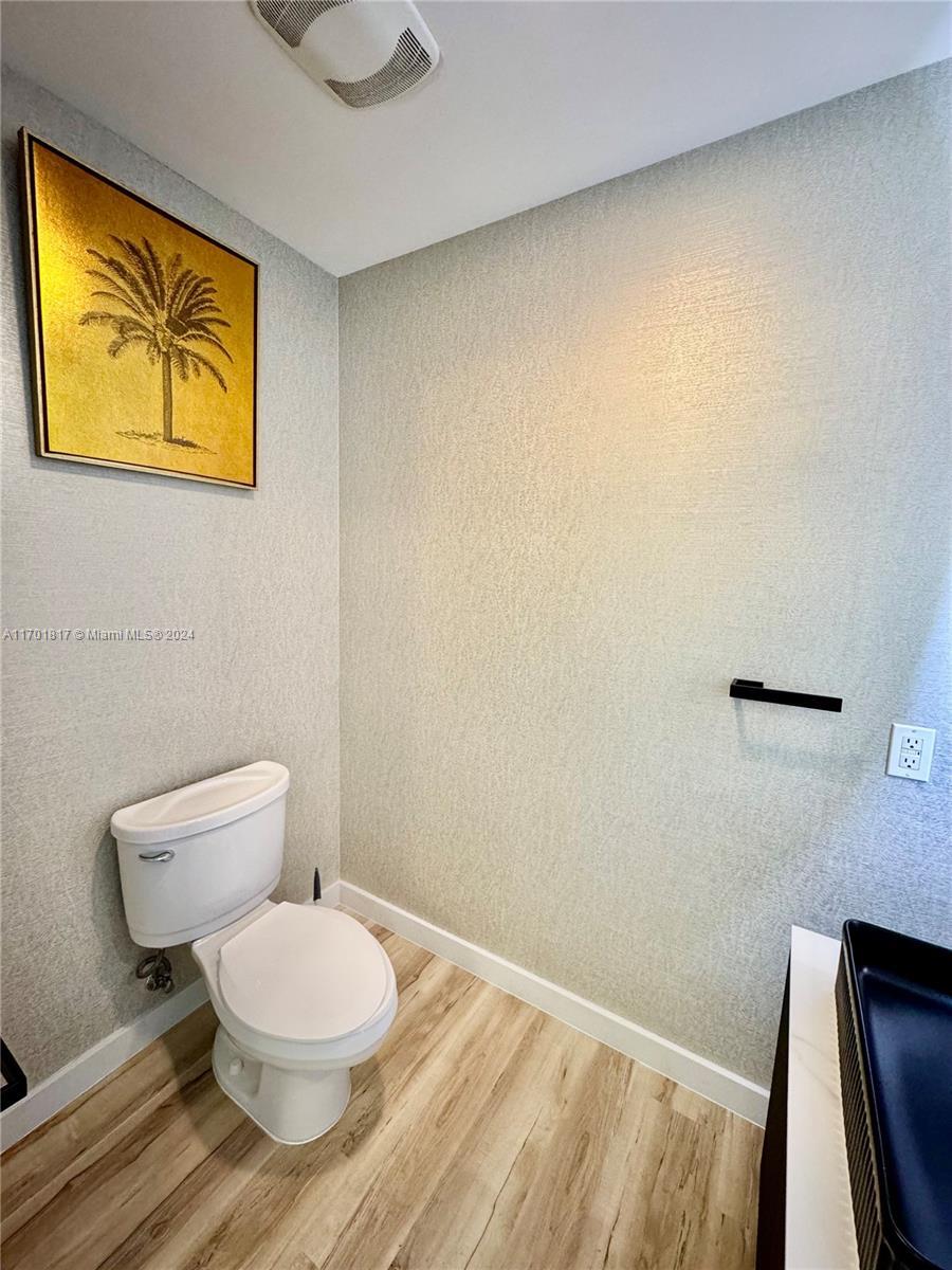 Bathroom - 300 S Biscayne Blvd