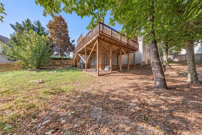 Building Photo - 5169 Queen Bishop Ln