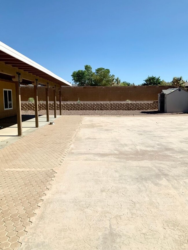 Building Photo - Coming soon beautiful home located in West...