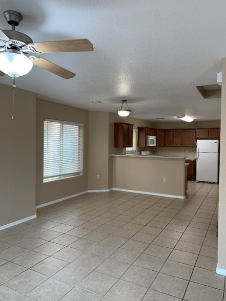 Building Photo - 6345 Reynolds Dr