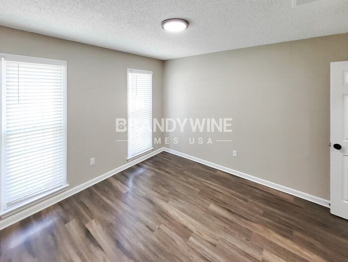 Building Photo - 7055 Cobblestone Dr