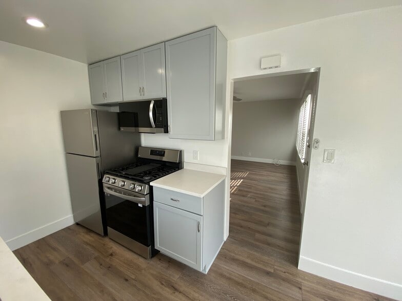 Building Photo - 14316 Condon Ave