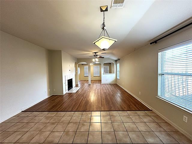 Building Photo - 3002 Admiral Dr