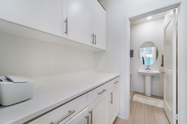 Building Photo - 3640 S Allston Paseo-#3