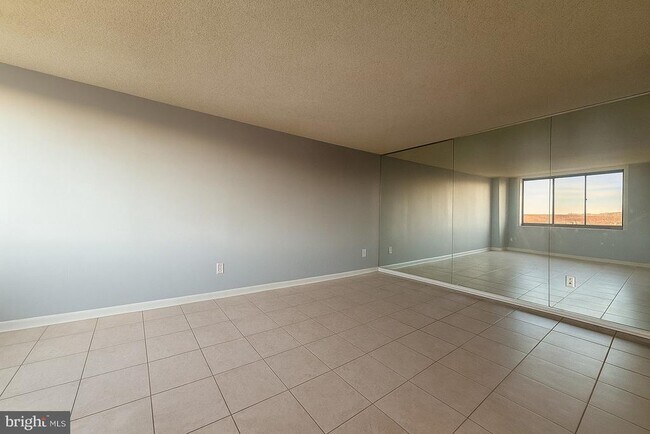 Building Photo - 5500 Holmes Run Pkwy