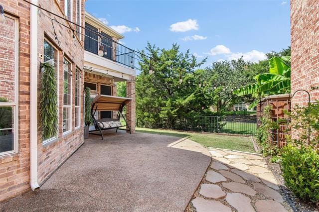 Building Photo - 5757 Hidden Creek Ln