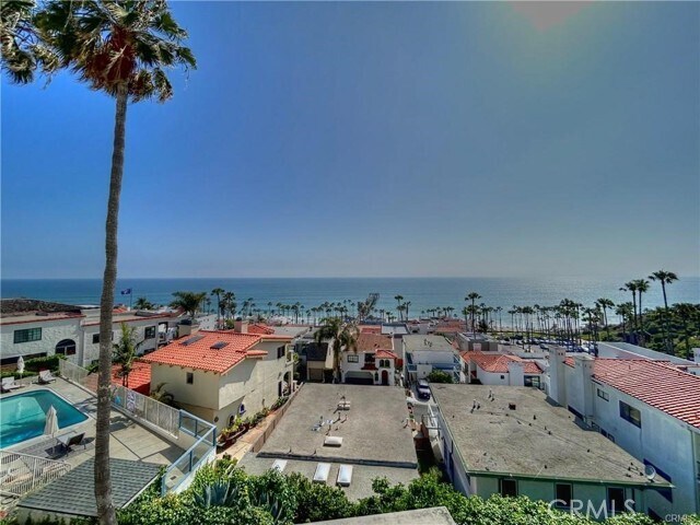 Building Photo - 420 Monterey Ln