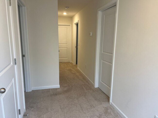 Building Photo - 181 Wanderlust Ct