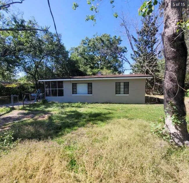 Building Photo - 3433 Brookhaven Dr