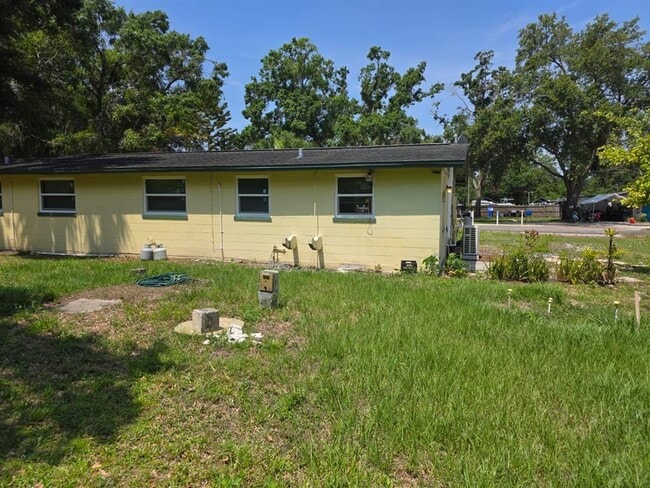 Building Photo - 5904 Kingsview Ln
