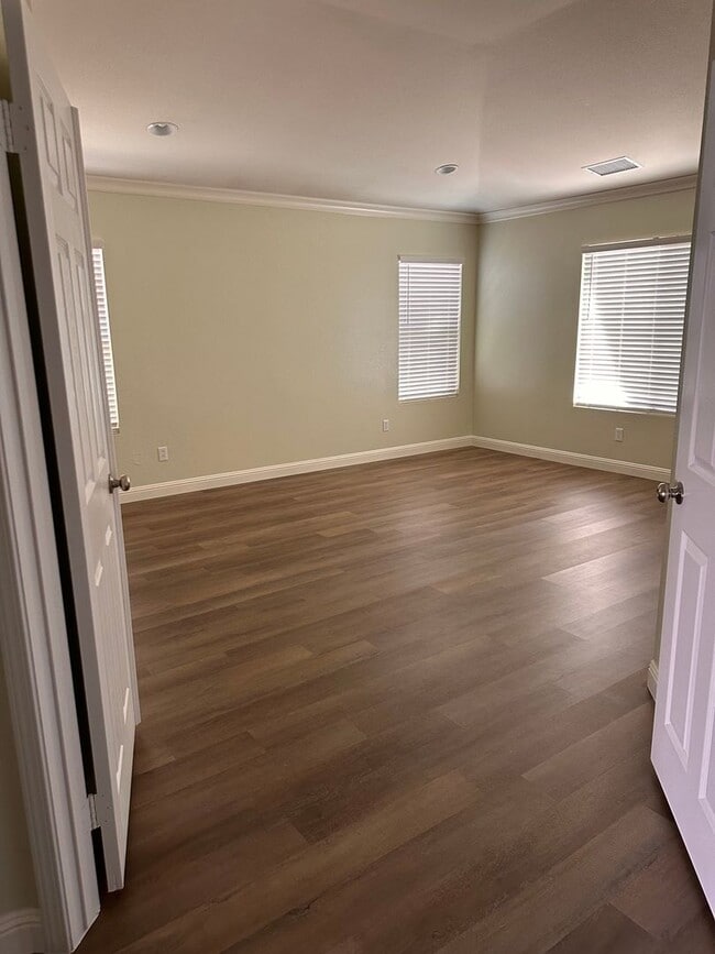 Building Photo - Beautiful 3-Bedroom, 2-Bathroom Home in Desirable Menifee Neighborhood