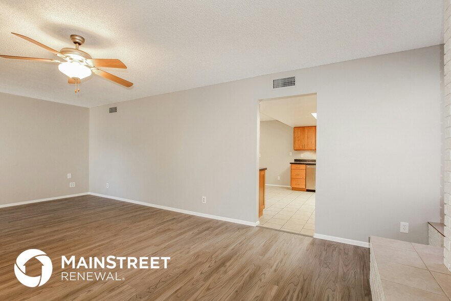 Building Photo - 2632 E Hillery Dr