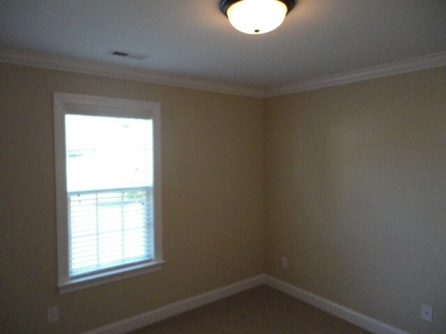 Building Photo - 2211 Matthew Oaks Ct