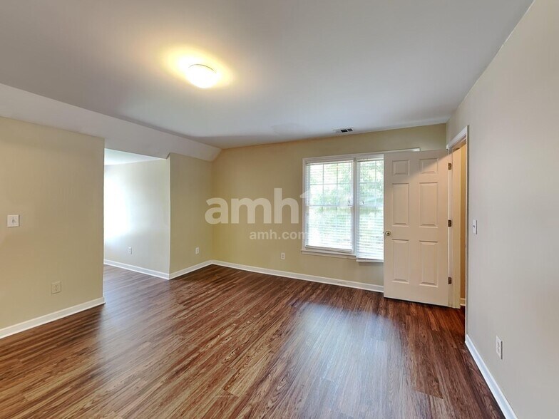 Building Photo - 4793 Galloways Farm Ln NW