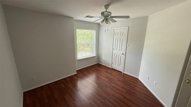 Building Photo - 35 Ledgestone Pl