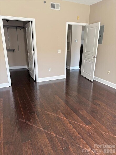 Building Photo - 1315 East Blvd