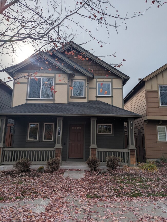 Building Photo - 20565 Sun Meadow Way