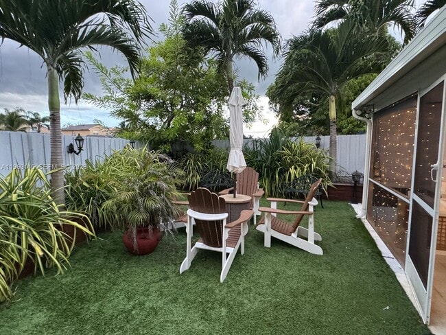 Building Photo - 15220 SW 49th St